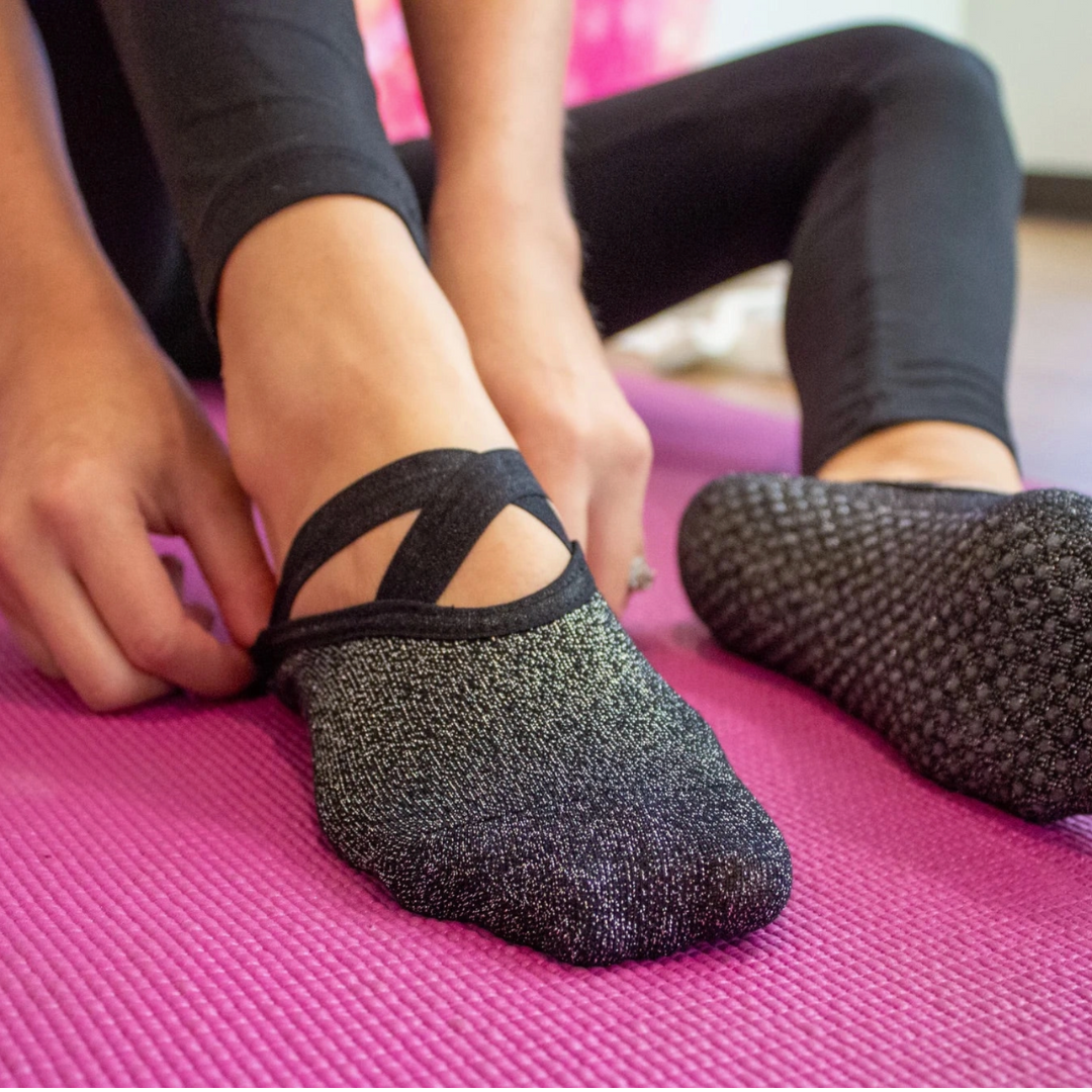 Black Shimmer Fitness Socks